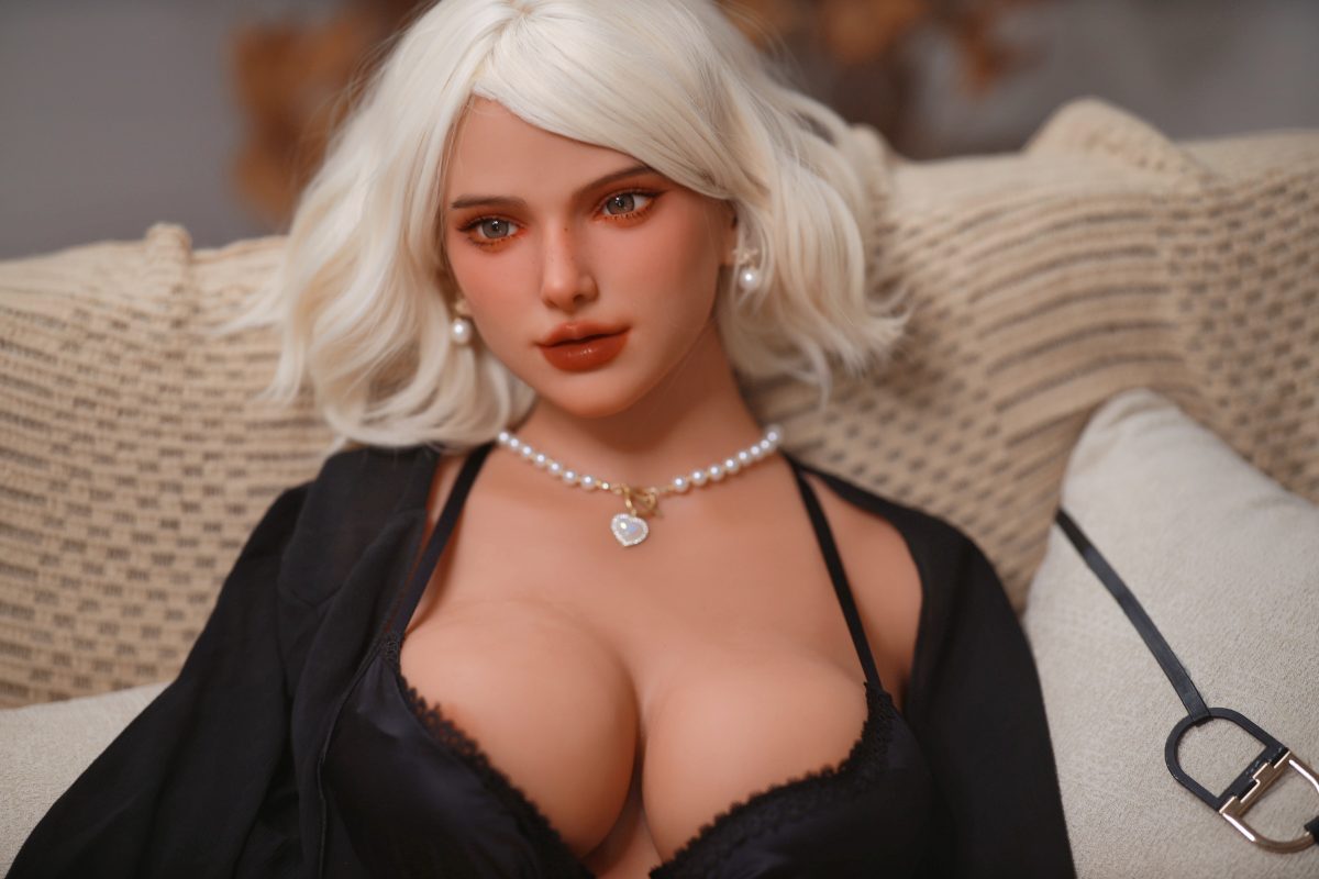 White hair BBW Realistic Pussy Boobs Plump Ass Half Body 5